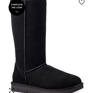 Women's Classic II Tall Ugg Boots black in a size 5